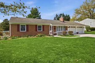 11012 Coventry Ln, Hagerstown, MD 21740 - Photo 3