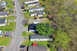 11125 Lakeside Dr, Hagerstown, MD 21740 - Photo 33