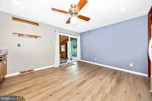 20603 Bluebird Ave, Hagerstown, MD 21742 - Photo 11