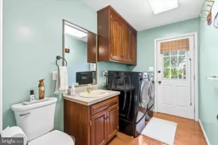 20115 Teakwood Dr, Hagerstown, MD 21742 - Photo 15