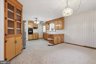 12037 Ronnie Dr, Hagerstown, MD 21742 - Photo 13