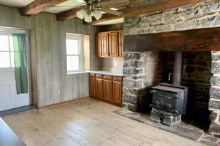 7234 Tommytown Rd, Sharpsburg, MD 21782 - Photo 5