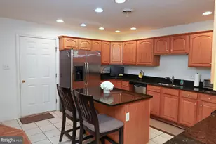 14053 Sweet Vale Dr, Hagerstown, MD 21742 - Photo 13
