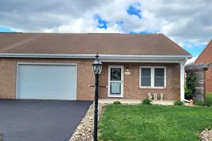 1227 Grand Legacy Dr, Hagerstown, MD 21740 - Photo 19