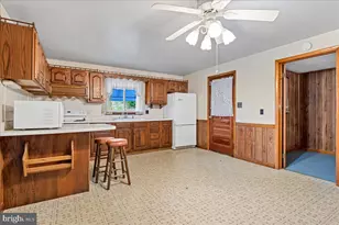 132 Washington St, Hancock, MD 21750 - Photo 13