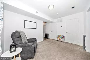 916 Harwood Rd, Hagerstown, MD 21740 - Photo 9