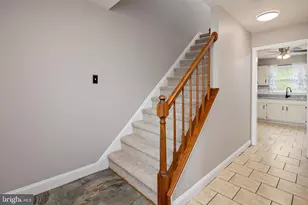 335 Yorkshire Dr, Hagerstown, MD 21740 - Photo 5