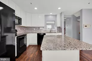 18266 Roy Croft Dr, Hagerstown, MD 21740 - Photo 9