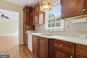 13056 Hawkins Cir, Hagerstown, MD 21742 - Photo 17