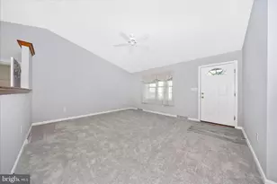 228 Montclair Ct, Hagerstown, MD 21742 - Photo 5