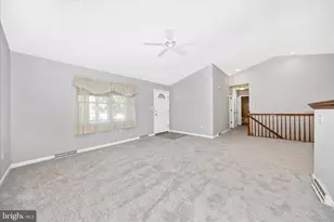 228 Montclair Ct, Hagerstown, MD 21742 - Photo 7