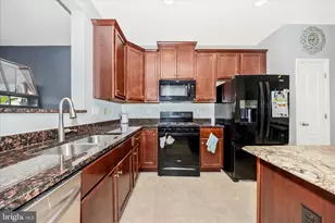13114 Nittany Lion Cir, Hagerstown, MD 21740 - Photo 9