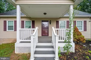 16300 Kaiser Ct, Hagerstown, MD 21740 - Photo 5