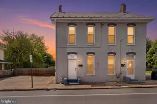 247 N Mulberry St, Hagerstown, MD 21740 - Photo 1