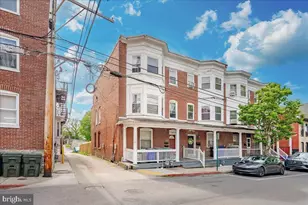 422 N Locust St, Hagerstown, MD 21740 - Photo 1
