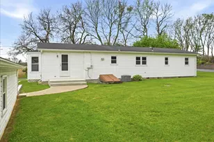 10031 Beaver Creek Church Rd, Hagerstown, MD 21740 - Photo 5