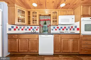 3020 Chestnut Grove Rd, Keedysville, MD 21756 - Photo 7