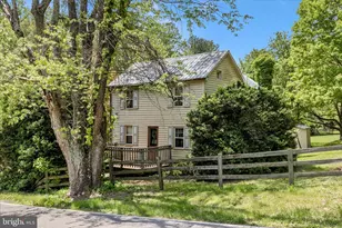 3020 Chestnut Grove Rd, Keedysville, MD 21756 - Photo 1