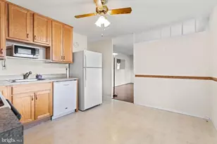 1123 Outer Dr, Hagerstown, MD 21742 - Photo 13