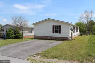 11933 Heather Dr, Hagerstown, MD 21740 - Photo 3