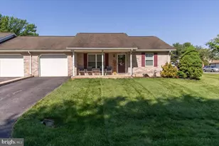 13401 Cherry Tree Cir, Hagerstown, MD 21742 - Photo 5