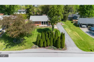 13318 Fairgreen Circle, Hagerstown, MD 21742 - Photo 5