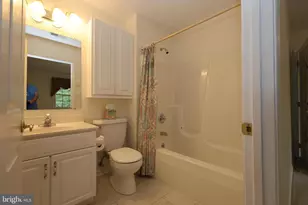 1025 Matthew Ct, Hagerstown, MD 21742 - Photo 15