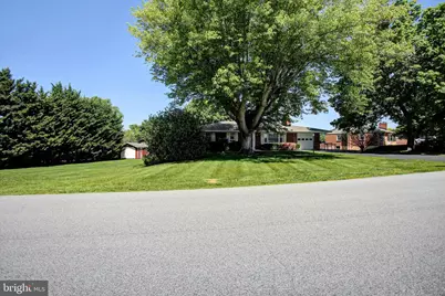 13606 Dixie Drive, Hagerstown, MD 21742 - Photo 3