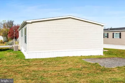 11307 Hawthorne Court, Hagerstown, MD 21740 - Photo 9