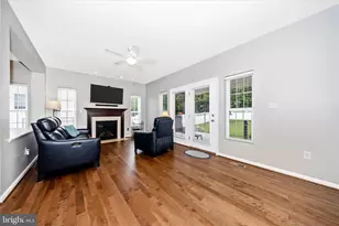 13928 Patriot Way, Hagerstown, MD 21740 - Photo 17