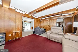 9607 Crystal Falls Dr, Hagerstown, MD 21740 - Photo 9