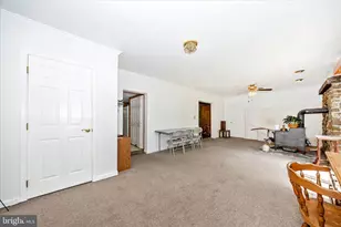 9607 Crystal Falls Dr, Hagerstown, MD 21740 - Photo 23