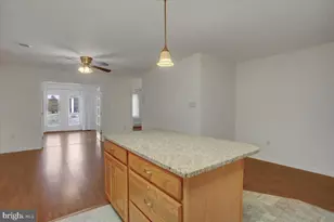 19446 Sapphire Dr, Hagerstown, MD 21742 - Photo 23