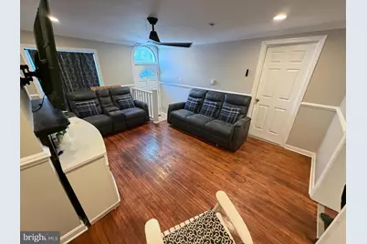 127 E Antietam Street, Hagerstown, MD 21740 - Photo 3