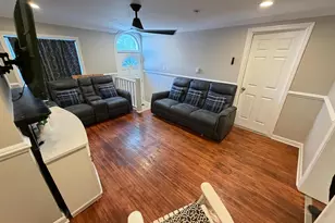 127 E Antietam St, Hagerstown, MD 21740 - Photo 3