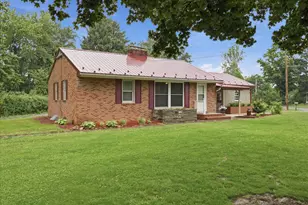 13402 Sandstone Dr, Smithsburg, MD 21783 - Photo 3