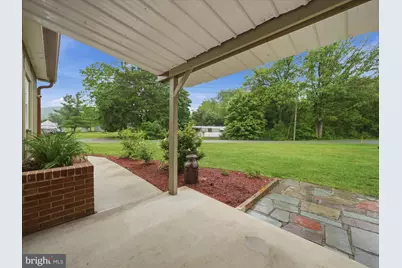 13402 Sandstone Drive, Smithsburg, MD 21783 - Photo 5