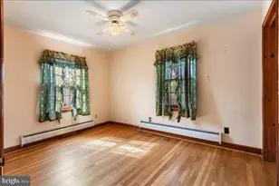 246 Maryland Ave, Hancock, MD 21750 - Photo 17