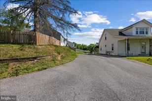 246 Maryland Ave, Hancock, MD 21750 - Photo 43