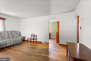 246 Maryland Ave, Hancock, MD 21750 - Photo 3