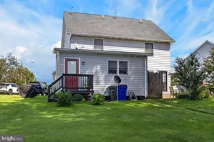 1048 Hampton Cir, Hagerstown, MD 21742 - Photo 9