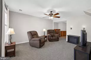 1048 Hampton Cir, Hagerstown, MD 21742 - Photo 15