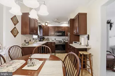 17933 Oak Ridge Drive, Hagerstown, MD 21740 - Photo 15