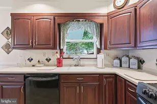 17933 Oak Ridge Dr, Hagerstown, MD 21740 - Photo 25