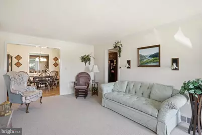 17933 Oak Ridge Drive, Hagerstown, MD 21740 - Photo 9
