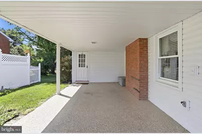 17933 Oak Ridge Drive, Hagerstown, MD 21740 - Photo 5