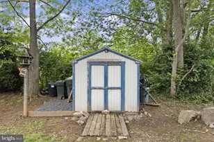 1931 Maplewood Dr, Hagerstown, MD 21740 - Photo 37