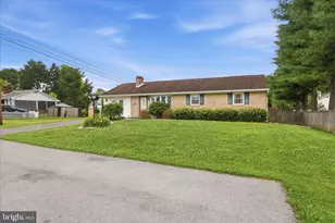 17301 Ontario Dr, Hagerstown, MD 21740 - Photo 3