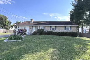 17301 Ontario Dr, Hagerstown, MD 21740 - Photo 1