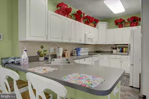 240 Sunbrook Ln, Hagerstown, MD 21742 - Photo 11